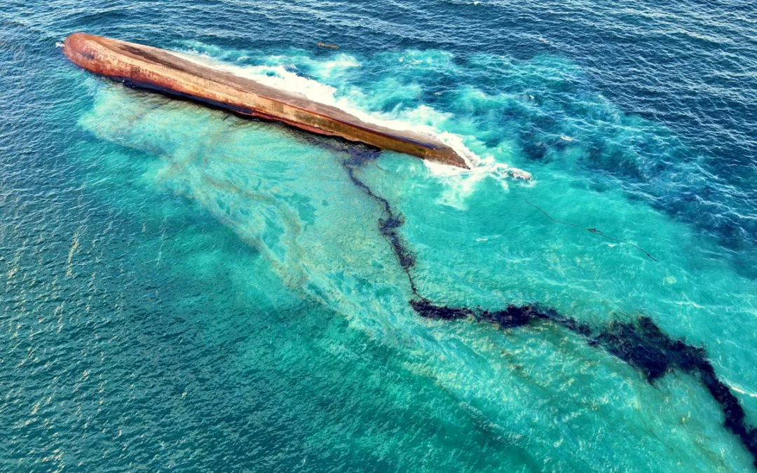 Tobago Oil Spill Spreads Across Caribbean, Reaching Bonaire and Raising Concerns for Aruba and Curaçao