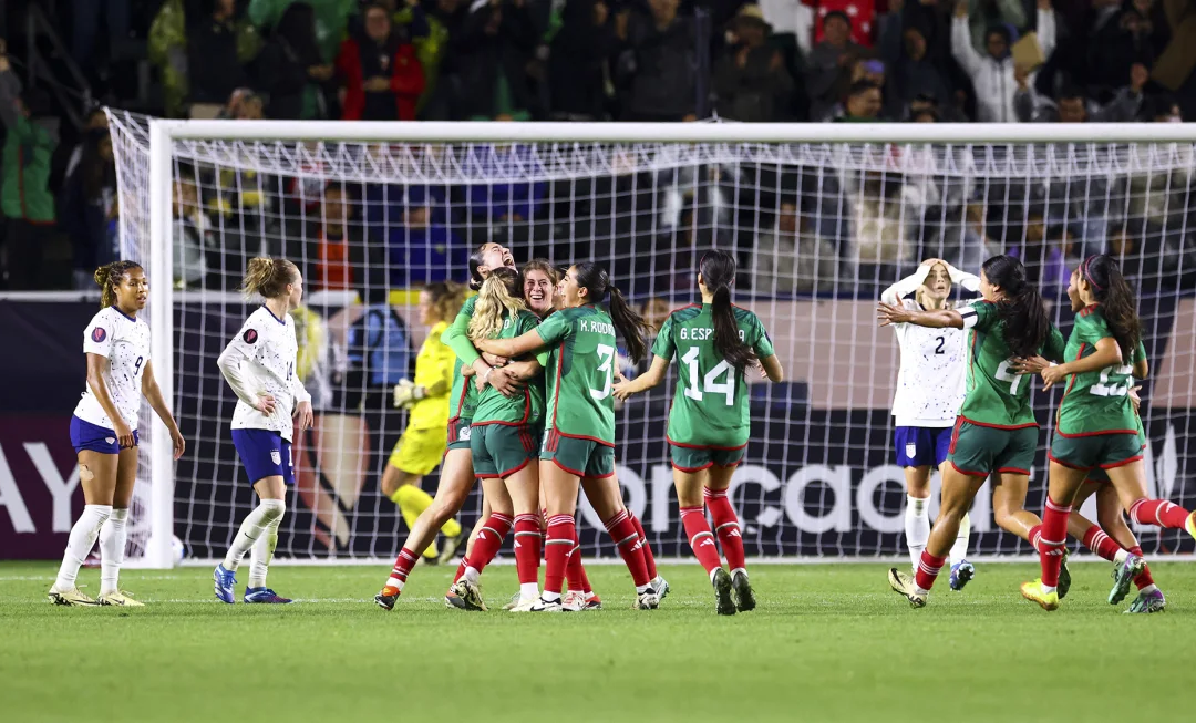 USWNT Stunned by Mexico in Shocking 2-0 Defeat at CONCACAF W Gold Cup