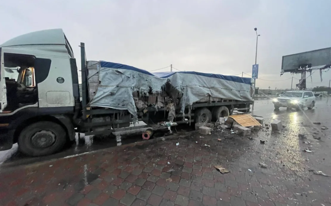 Israeli Forces Fire on UN Food Convoy in Gaza, Exacerbating Humanitarian Crisis