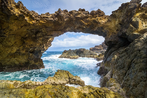 Discovering Aruba’s Hidden Gem: The Sero Colorado Natural Bridge
