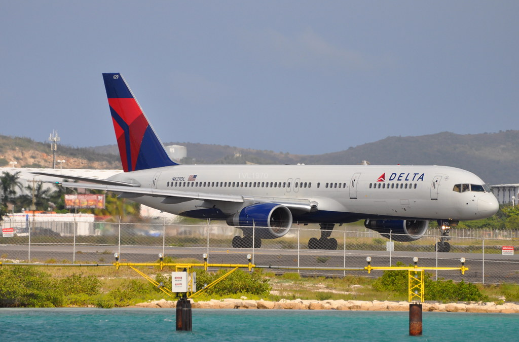 Delta Airlines Plane Makes Emergency Landing in Aruba Due to Engine Fire