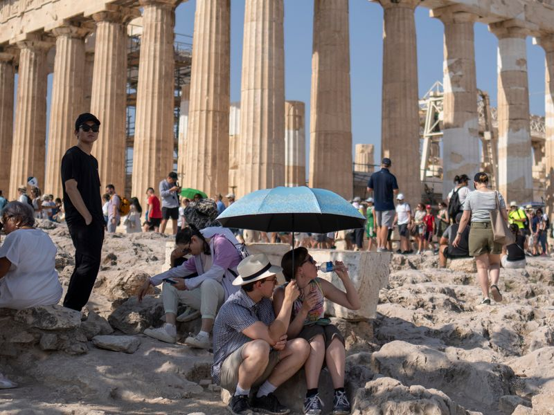 Extreme Heat Wave Shuts Acropolis, Scorches Europe