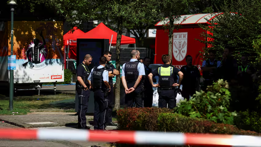 Suspect in Solingen Knife Attack That Left 3 Dead Was in Hiding, Suspected of IS Membership