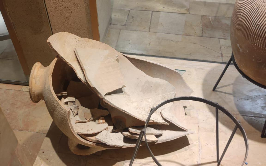 Boy Accidentally Shatters 3,500-Year-Old Jar at Israeli Museum