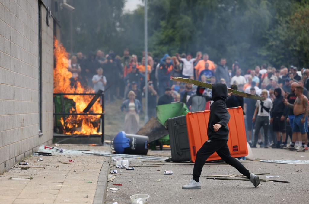 Anti-Immigrant Riots Erupt Across the UK