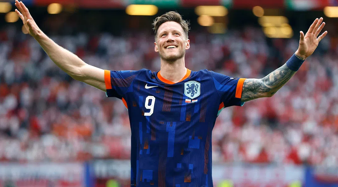 Wout Weghorst Responds to Transfer Rumors: ‘Ajax is the Biggest Club in the Netherlands’