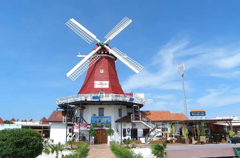 De Olde Molen: A Dutch Gem in Aruba
