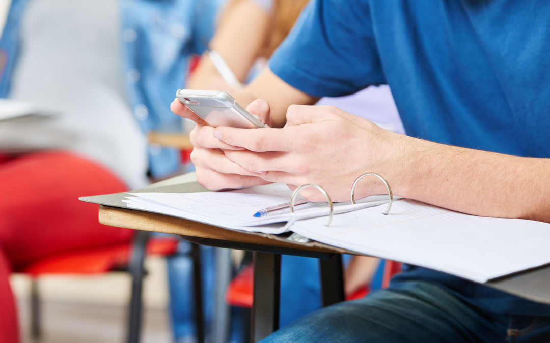 Smartphones in Schools: A Distraction, Not a Learning Tool