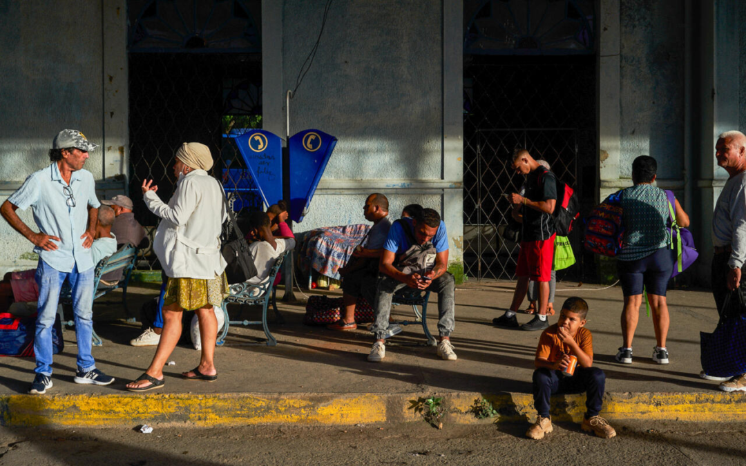 Cuba’s Electrical System Collapses: Failed Recovery Efforts and Public Protests