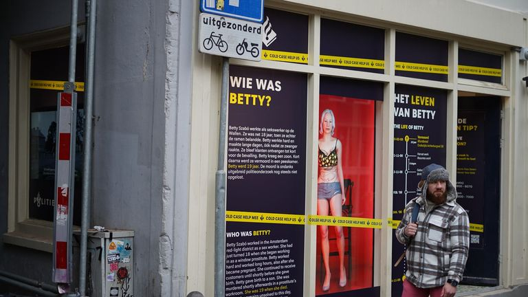 Amsterdam Hologram of Murdered Sex Worker Seeks Justice in Cold Case