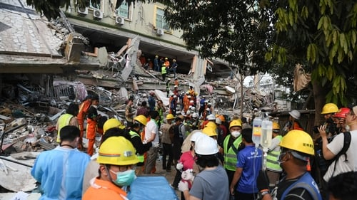 Relief Efforts Struggle Amid Chaos in Earthquake-Hit Myanmar