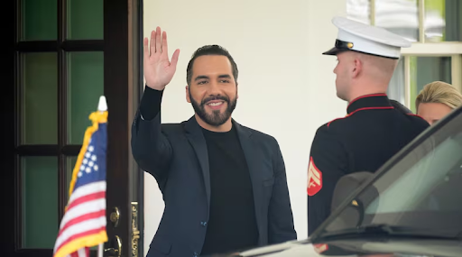 Bukele and Maduro Face Off Over Migrant Detentions and Prisoner Swap